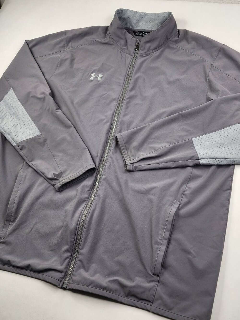 Under Armour Mens 3XL Gray Loose Fit HeatGear Windbreaker Jacket Long Sleeve